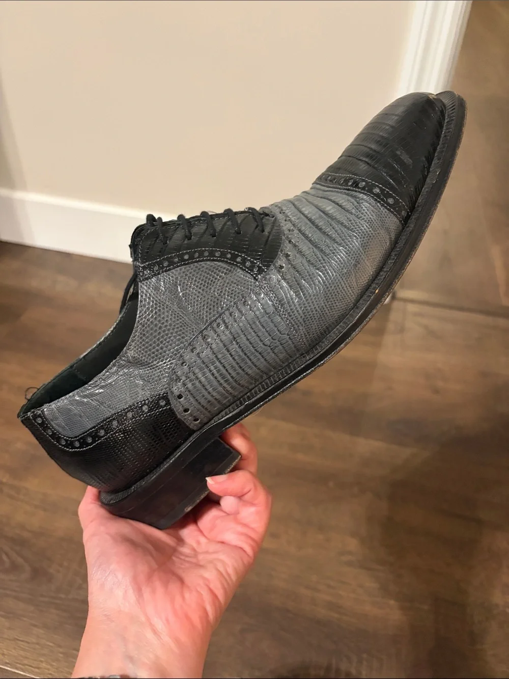 David Eden Men's Two-Tone Black and Gray Lace-Up Oxfords